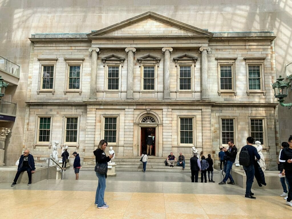 Meditate in the Metropolitan Museum of Art