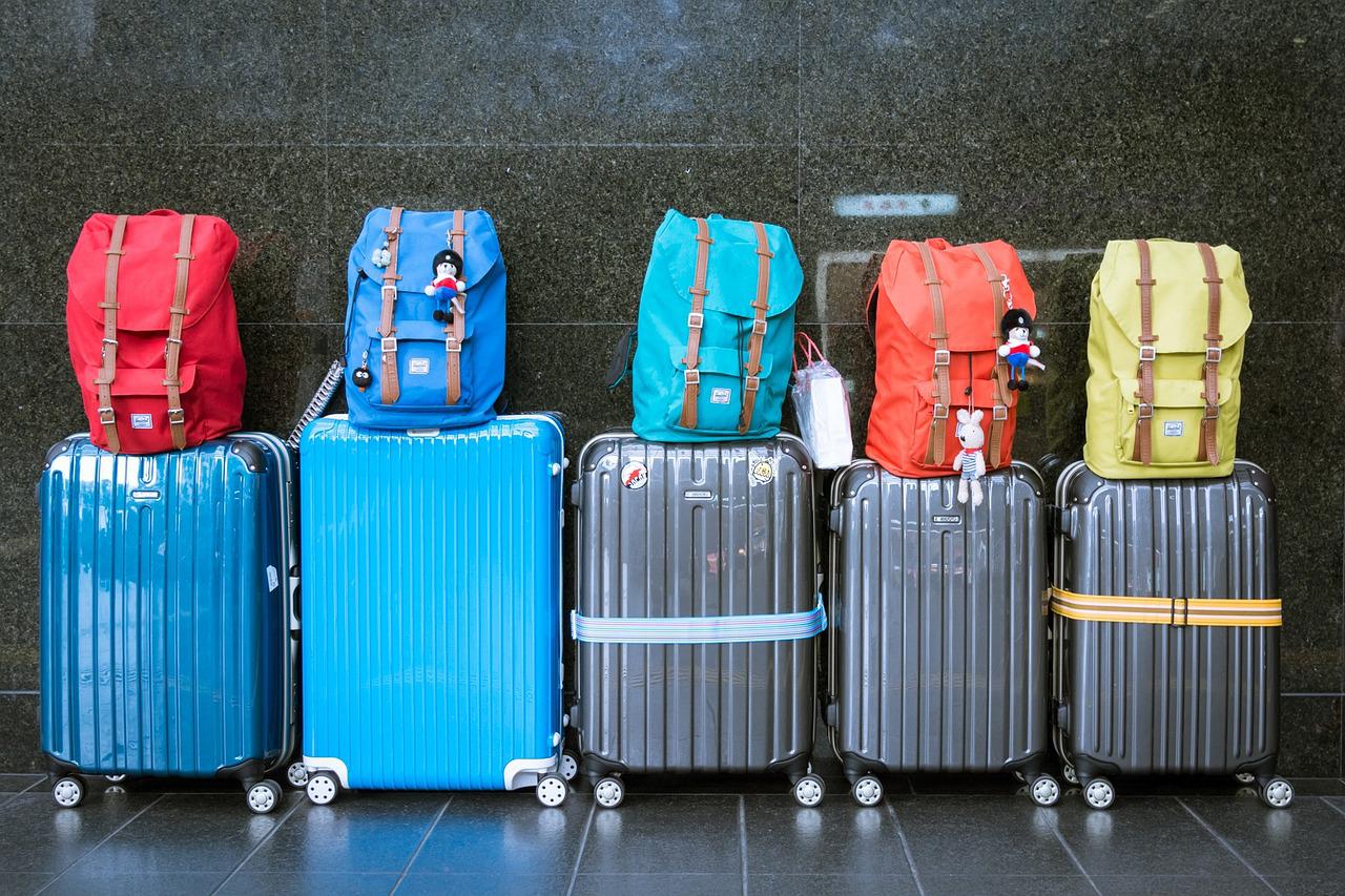 carry on luggage packing hacks