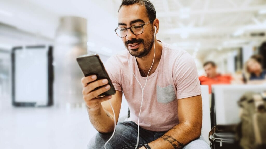smartphone abroad data roaming extra charges