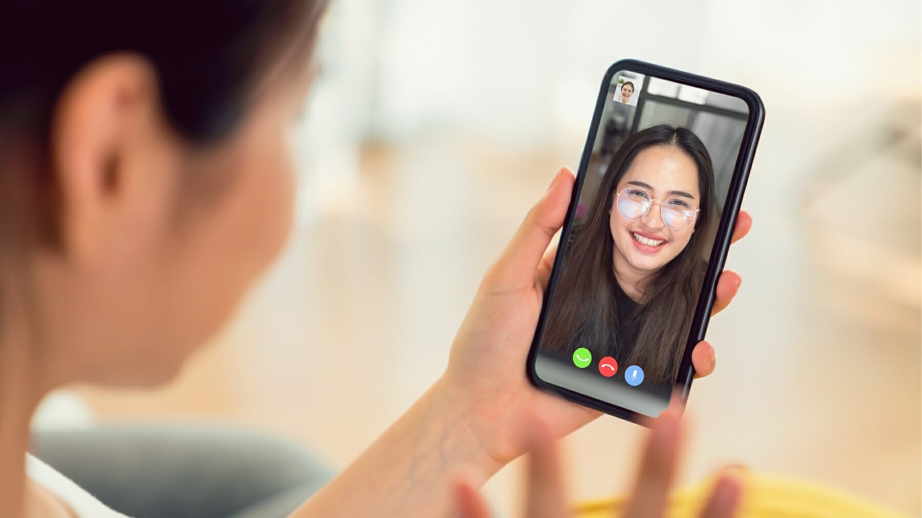 travel with your cell phone