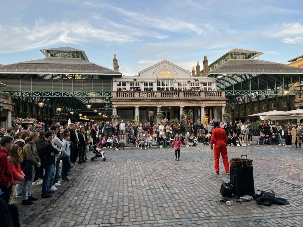 Covent Garden - Shopping, eating and Cultural Destination