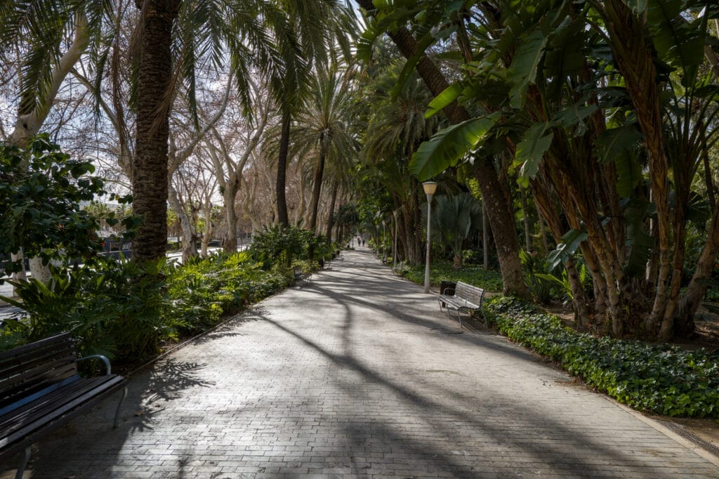 tranquil oasis Parque de la Alameda in Malaga.jpg